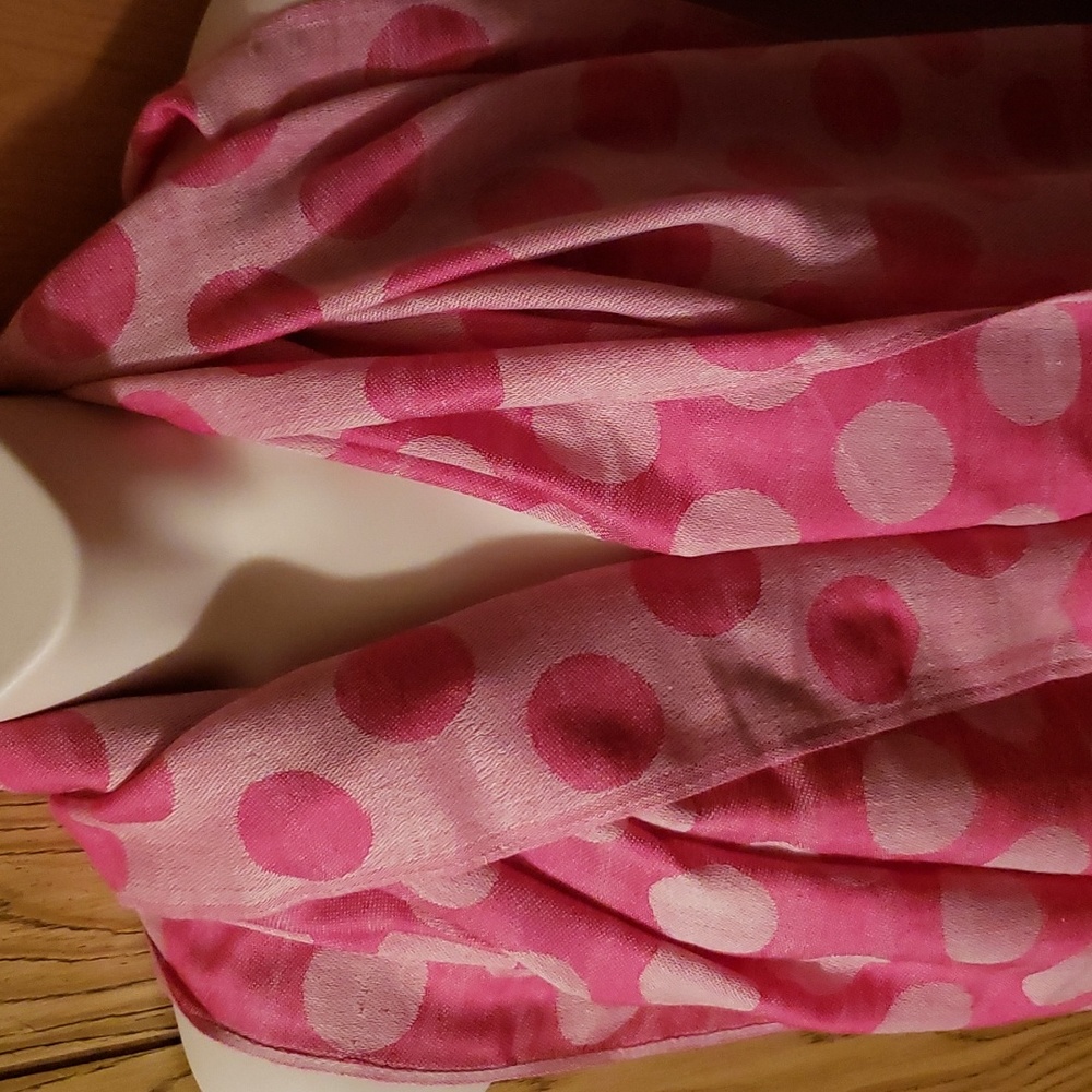 SOLD - Pink polka dot pashmina - Picture 2 of 4